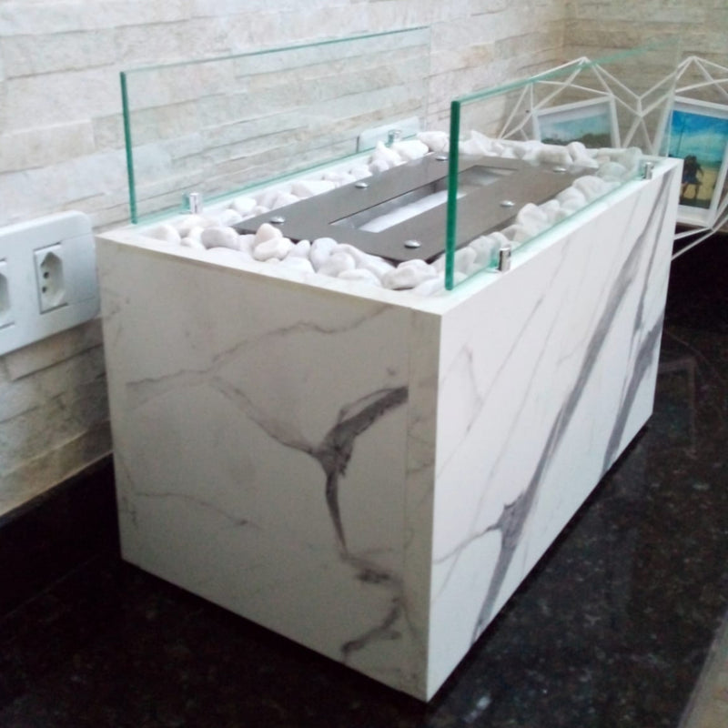 Lareira Ecológica House & Fashion Estilo Mármore Branco Tamanho Grande C/Rodinhas